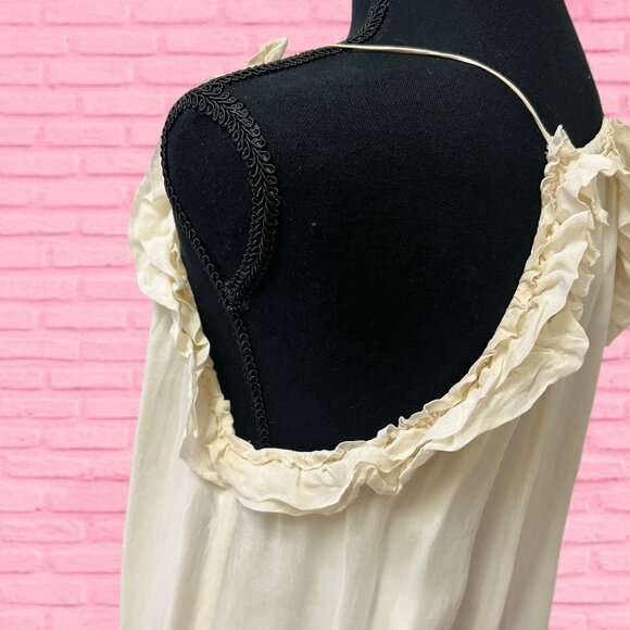 Robbi & Nikki Ruffle Sleeveless Blouse V-Neckline Smocked Hem Pullover Top Small - Picture 7 of 11